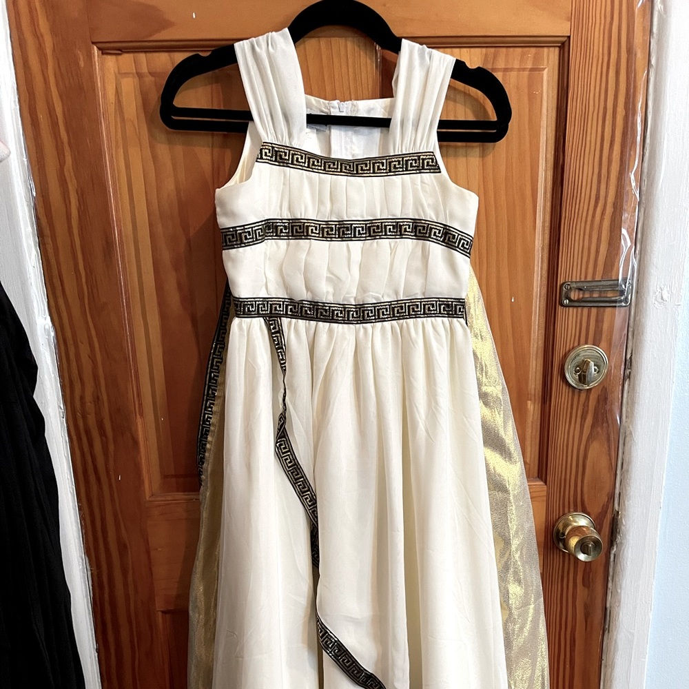 Celopatra gown for young girl